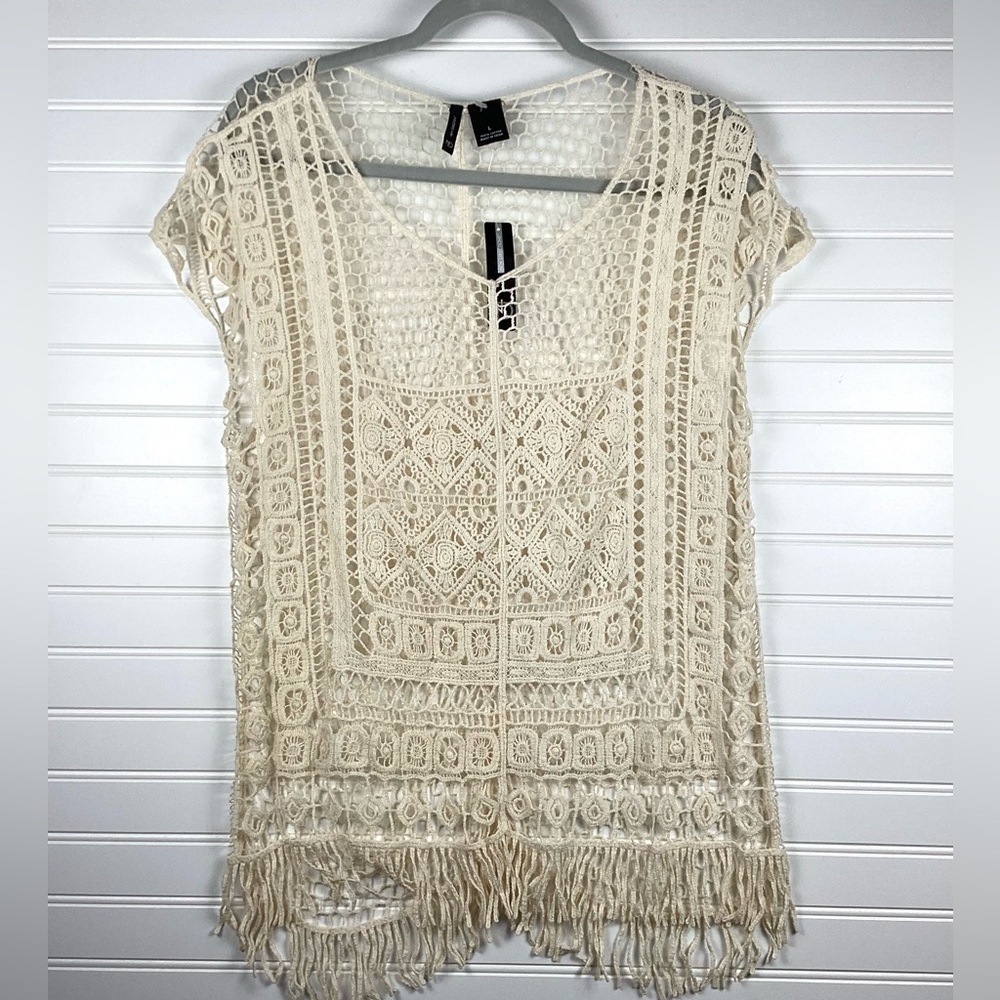 New Directions NWT Cream crochet lace Cover Top Size Large